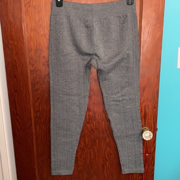 Grey leggings with fuzzy inside! - Picture 3 of 5